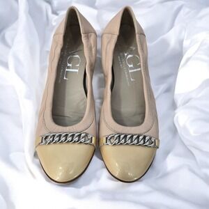 AGL Leather Ballet Flats Chain Detail Designer Shoes Beige Woman Size 37.5 (6.5)